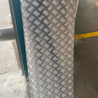 Aluminiumproducten Vijfbalk Aluminium Diamant Aluminium Rhombus Patroon Aluminium